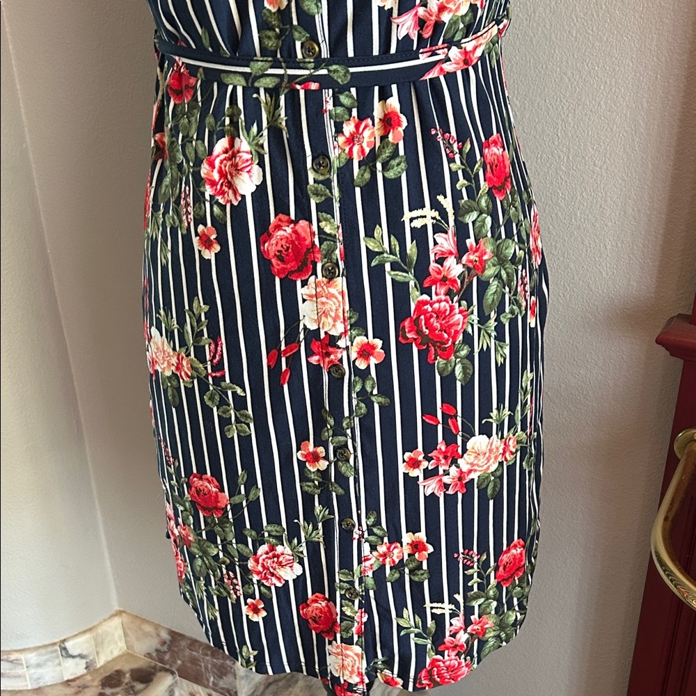 Navy Floral Striped Sleeveless Dress - Picture 5 of 12